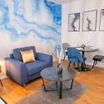 Noble Studio - 1 Min To Hbf